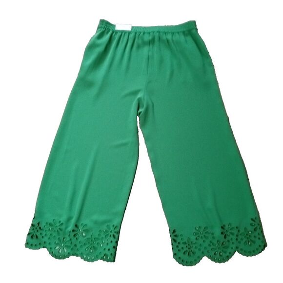 Chico's Wide Leg Crop Pants Kelly Green Eyelet Scallop Hem Sz 8 Preppy NWT $119 - Picture 5 of 14